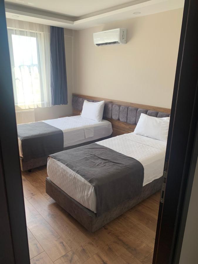 Hotel Royal *